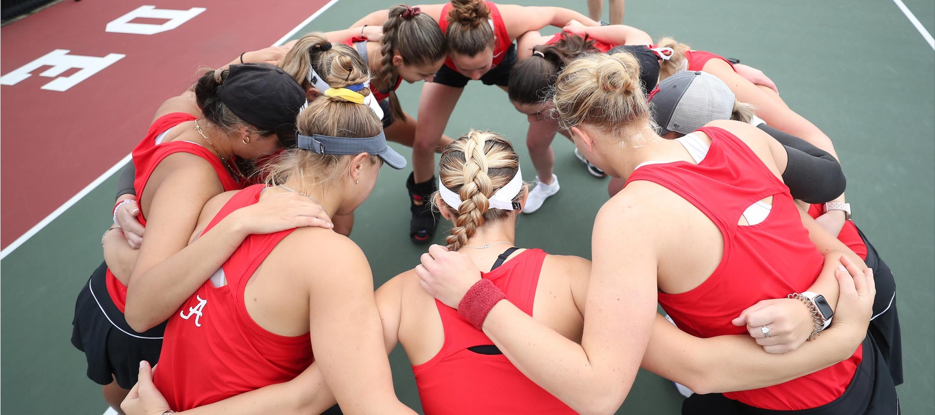 Womens Tennis Huddle